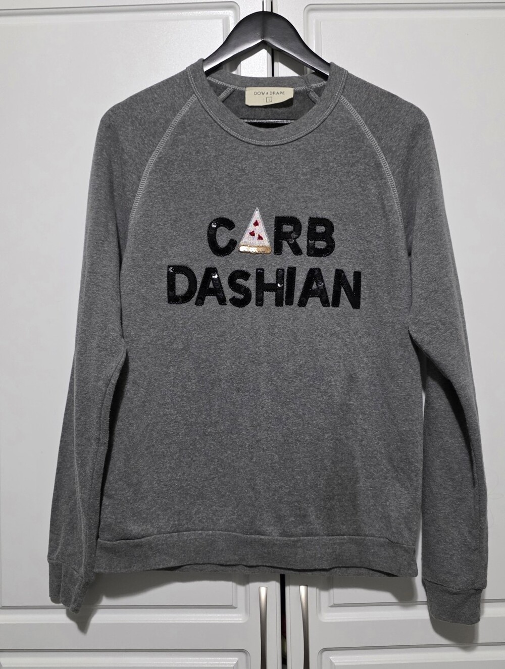 Bow & Drape Womens Gray Sequins Graphic Carb Dashian Fleece PullOver Sweatshirt
